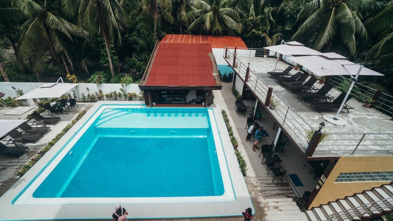 Point 303 Resort General Luna  Luaran gambar